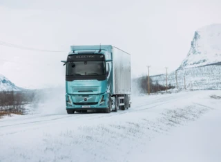 Volvo FH Aero extended range 5