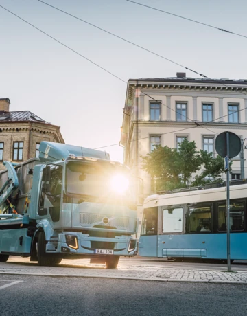 Paashuis-Volvo-Trucks-FL-Electric-07