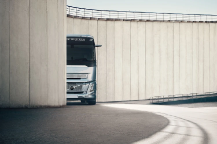 Paashuis-Volvo-FH-Aero-gas-powered-03