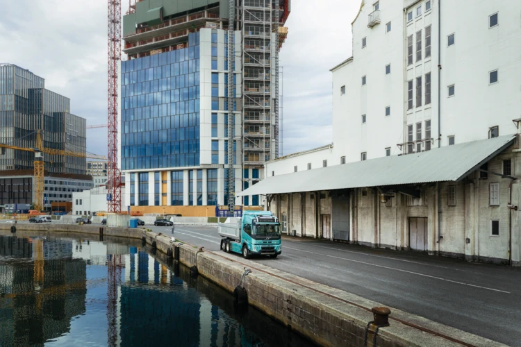 Volvo_FMX_Electric_23