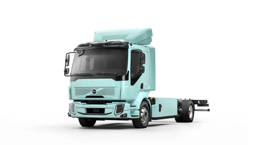 Paashuis-Volvo-Trucks-FL-Electric-02